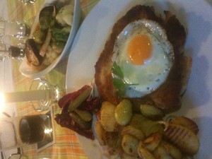 Hamburger Schnitzel im Zum Taubenschlag